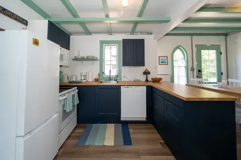 9 Brunswick Avenue Oak Bluffs MA 02557