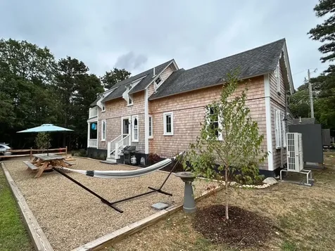 9 Brunswick Avenue Oak Bluffs MA 02557