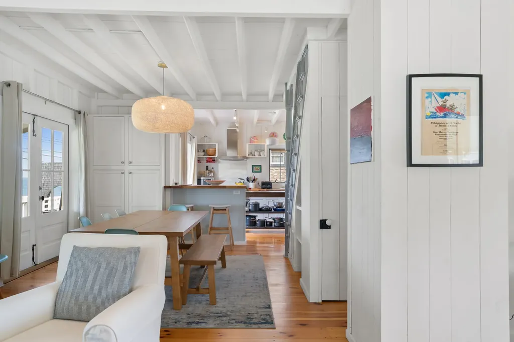 4 Canonicus Avenue Oak Bluffs MA 02557