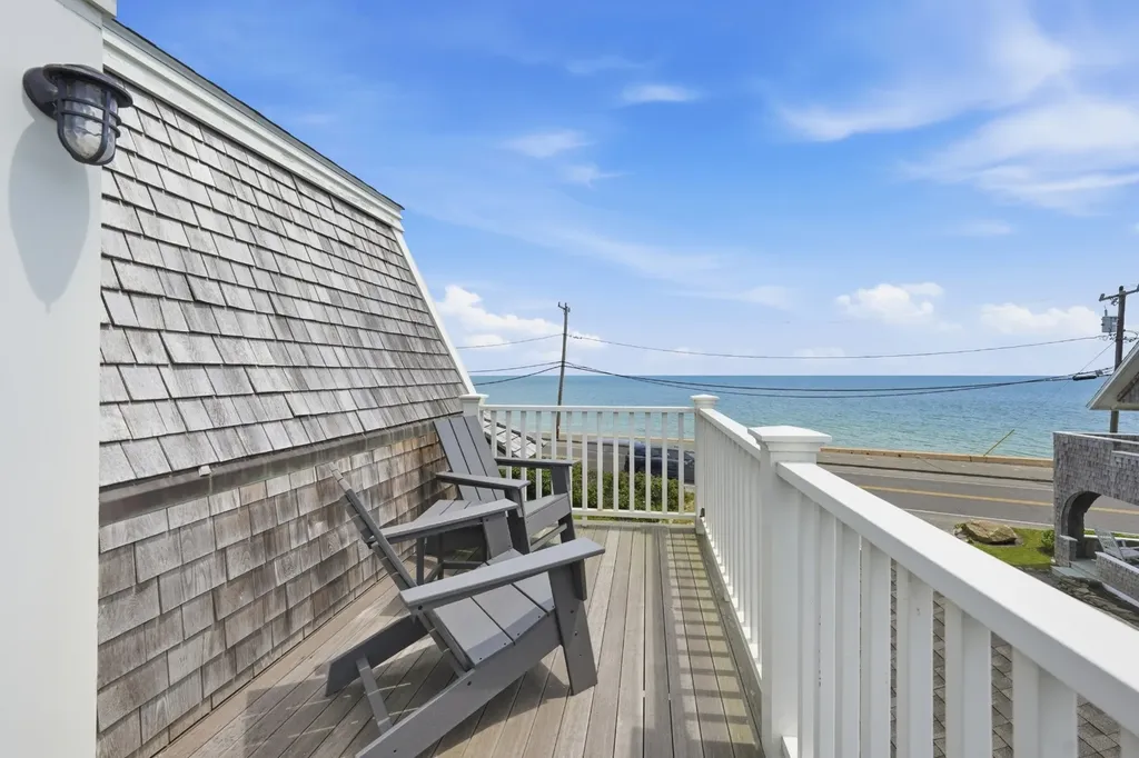 4 Canonicus Avenue Oak Bluffs MA 02557