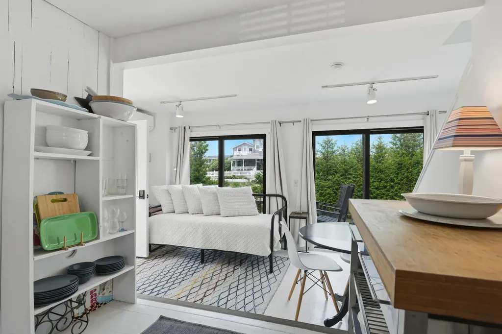 4 Canonicus Avenue Oak Bluffs MA 02557