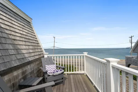 4 Canonicus Avenue Oak Bluffs MA 02557