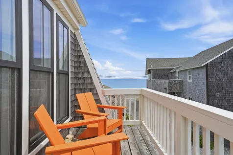4 Canonicus Avenue Oak Bluffs MA 02557