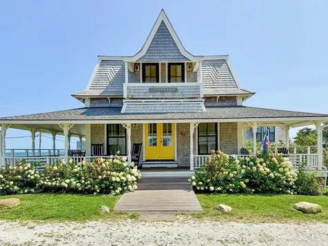 4 Canonicus Avenue Oak Bluffs MA 02557
