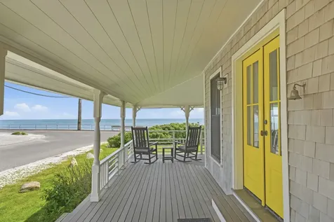 4 Canonicus Avenue Oak Bluffs MA 02557