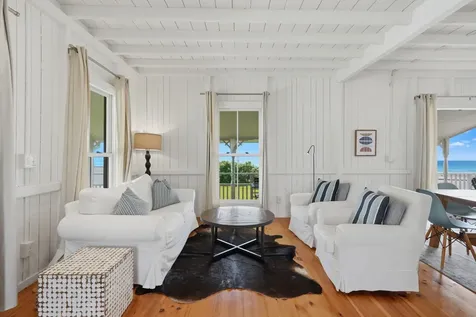 4 Canonicus Avenue Oak Bluffs MA 02557