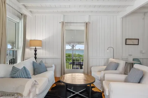 4 Canonicus Avenue Oak Bluffs MA 02557