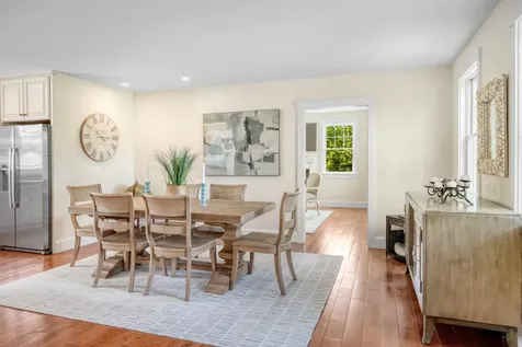 27 Watcha Path Edgartown MA 02539