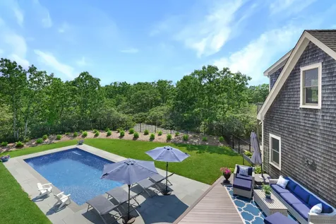 27 Watcha Path Edgartown MA 02539