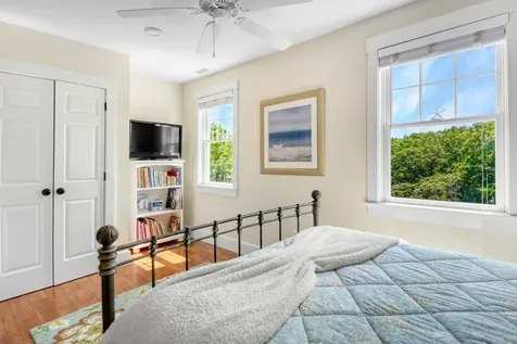 27 Watcha Path Edgartown MA 02539
