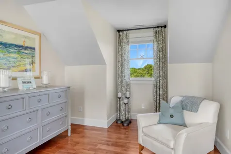27 Watcha Path Edgartown MA 02539