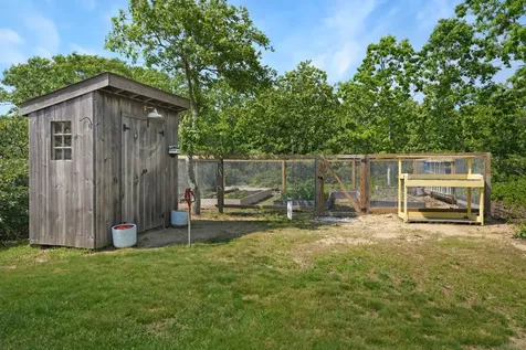 27 Watcha Path Edgartown MA 02539