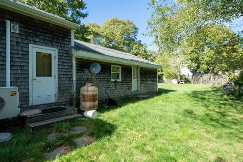 26 Hampson Avenue Oak Bluffs MA 02557