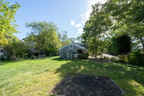 26 Hampson Avenue Oak Bluffs MA 02557