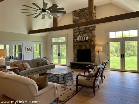 60 Meetinghouse Road Chilmark MA 02535