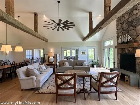 60 Meetinghouse Road Chilmark MA 02535