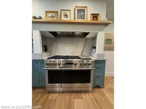 60 Meetinghouse Road Chilmark MA 02535