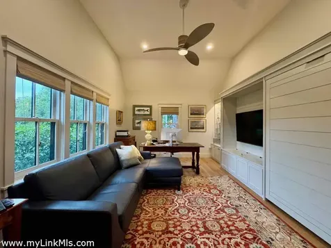 60 Meetinghouse Road Chilmark MA 02535