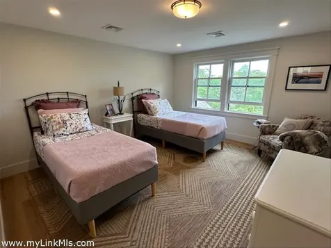 60 Meetinghouse Road Chilmark MA 02535