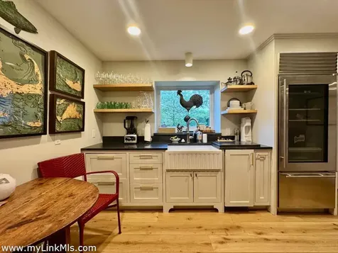 60 Meetinghouse Road Chilmark MA 02535