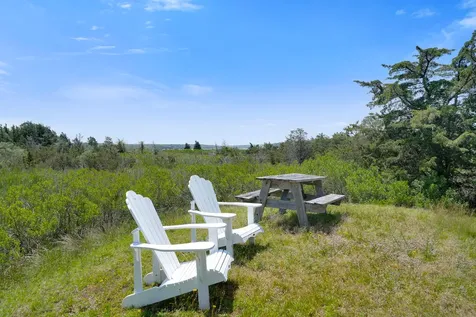 32 Beach Road Oak Bluffs MA 02557