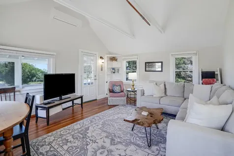 32 Beach Road Oak Bluffs MA 02557