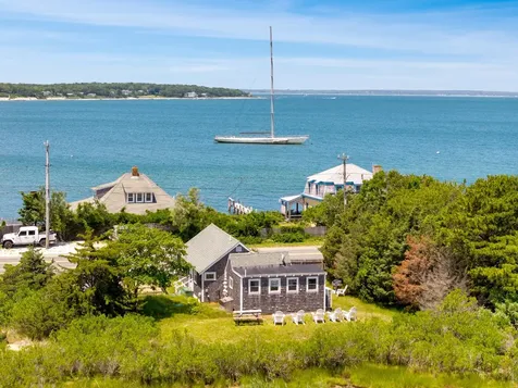 32 Beach Road Oak Bluffs MA 02557