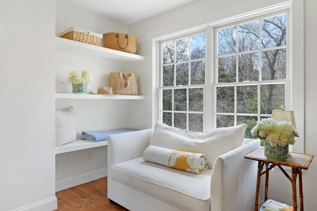 53 Stoney Hill Road West Tisbury MA 02575