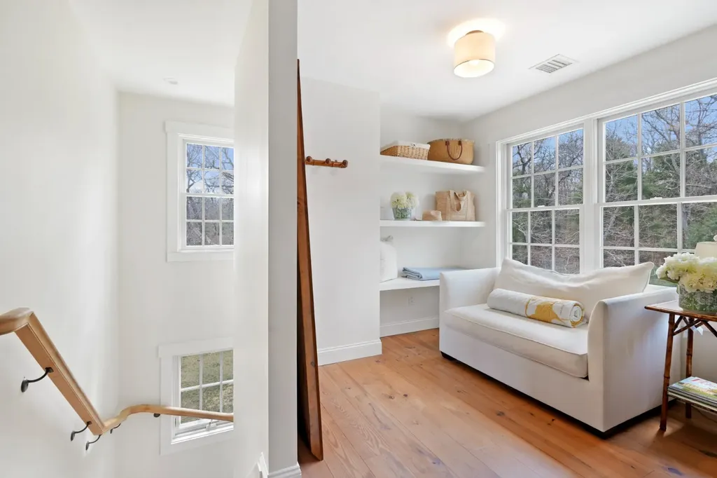 53 Stoney Hill Road West Tisbury MA 02575