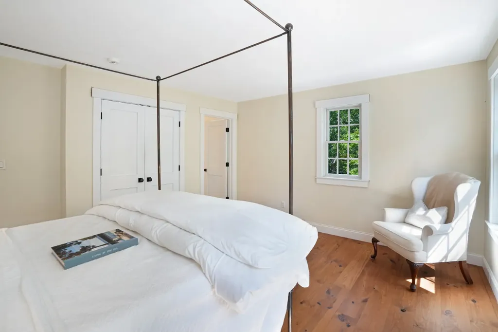 53 Stoney Hill Road West Tisbury MA 02575