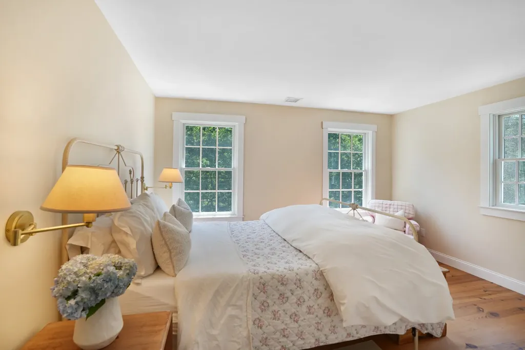 53 Stoney Hill Road West Tisbury MA 02575