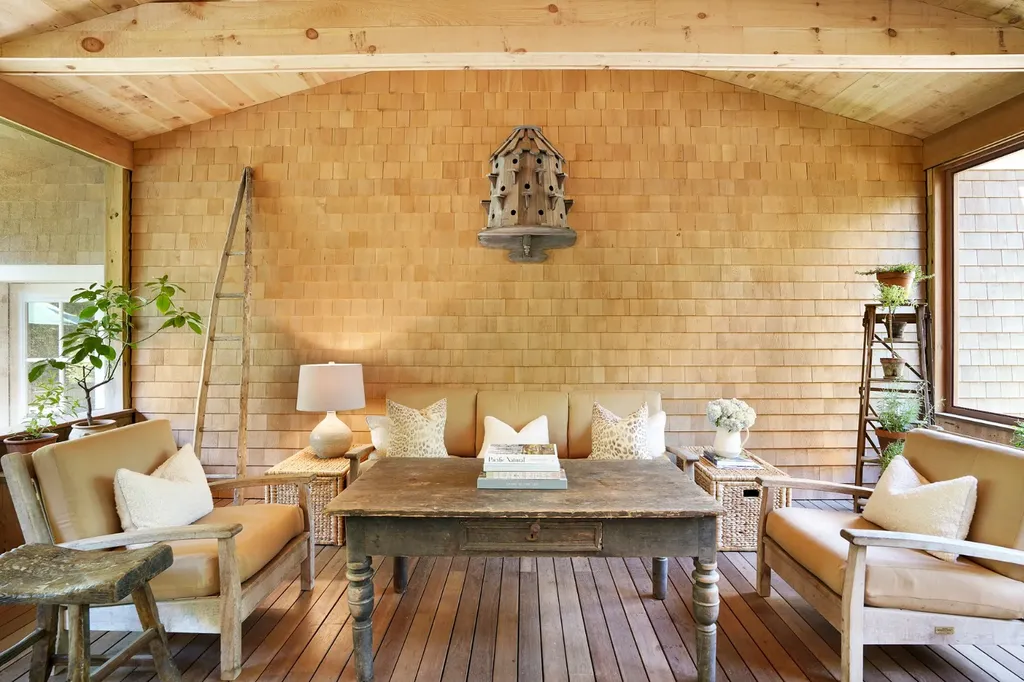 53 Stoney Hill Road West Tisbury MA 02575