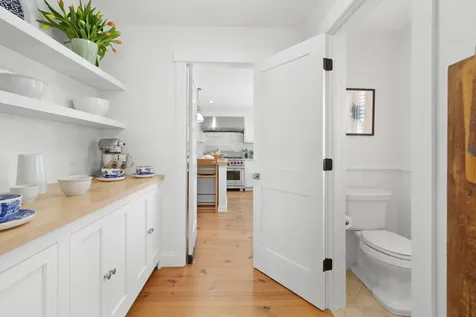 53 Stoney Hill Road West Tisbury MA 02575
