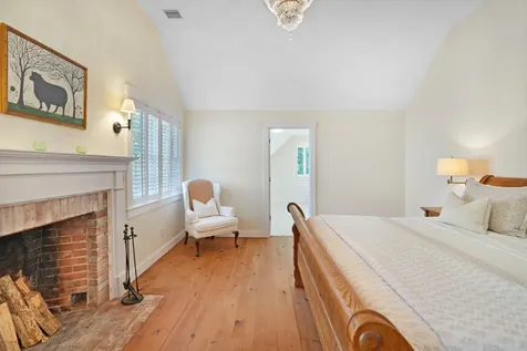 53 Stoney Hill Road West Tisbury MA 02575