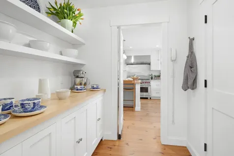 53 Stoney Hill Road West Tisbury MA 02575