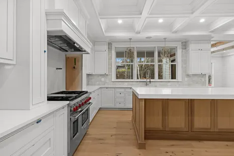 14 Trapps Pond Road Edgartown MA 02539