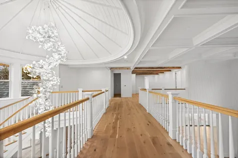 14 Trapps Pond Road Edgartown MA 02539