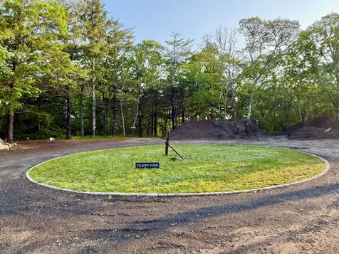 14 Trapps Pond Road Edgartown MA 02539