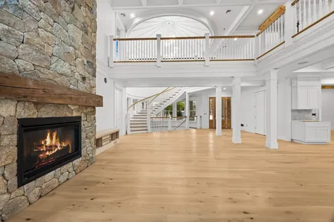 14 Trapps Pond Road Edgartown MA 02539