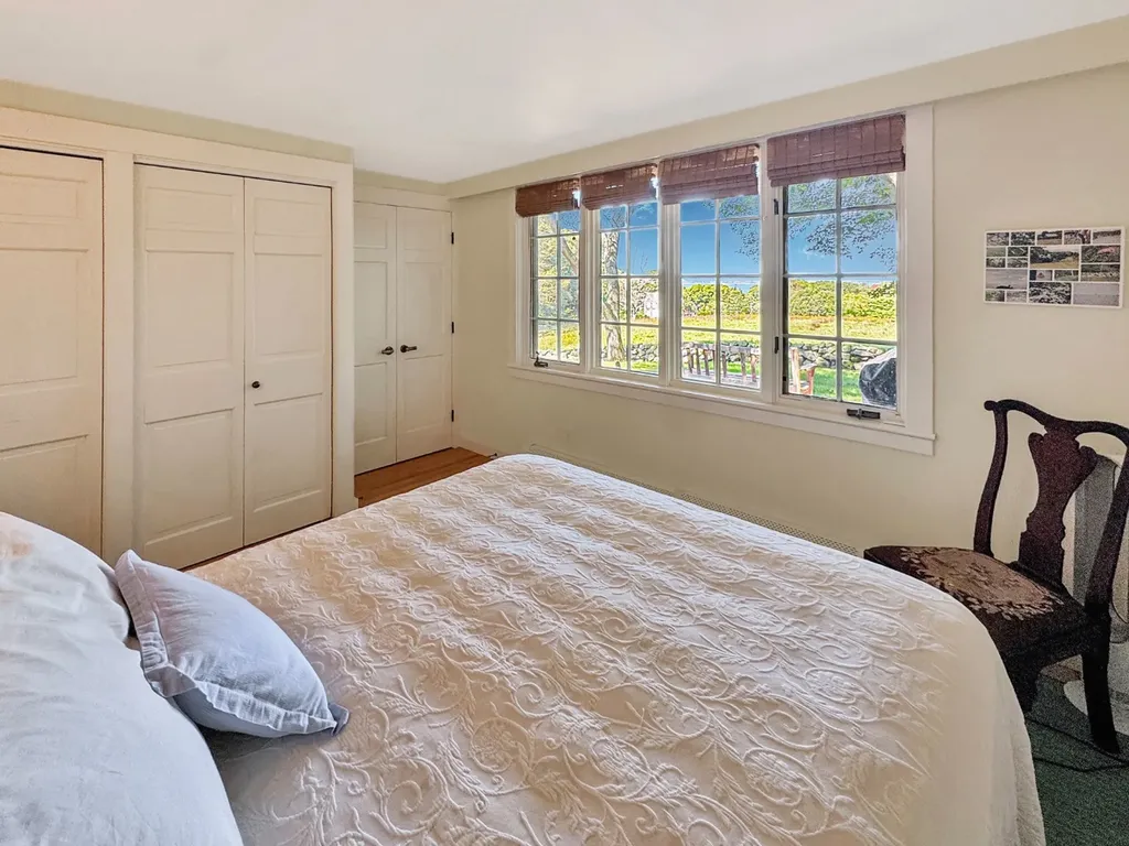 11 Ephriam Allen Road West Tisbury MA 02575