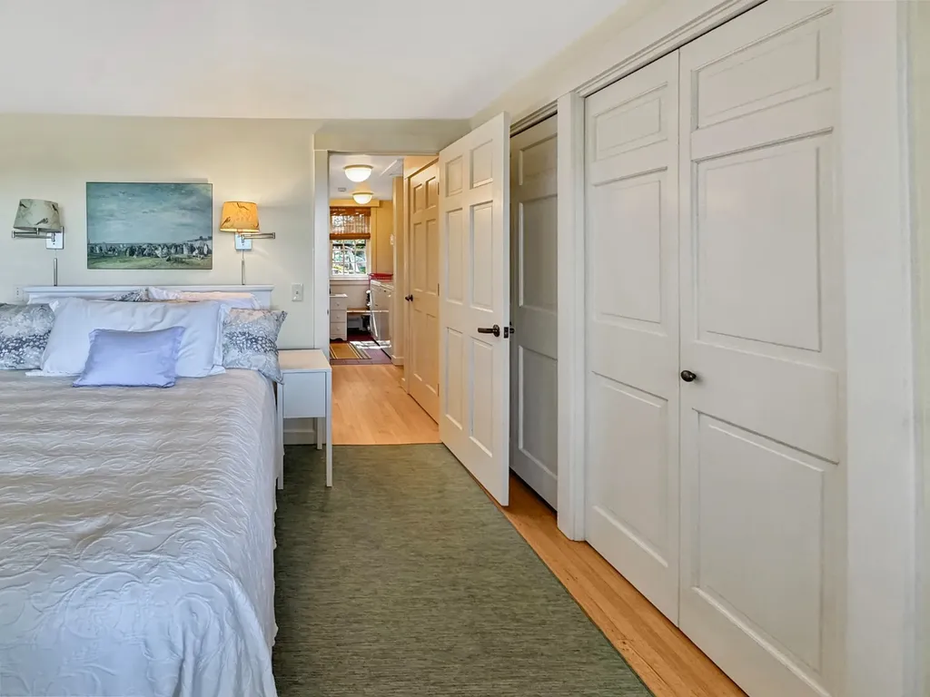 11 Ephriam Allen Road West Tisbury MA 02575