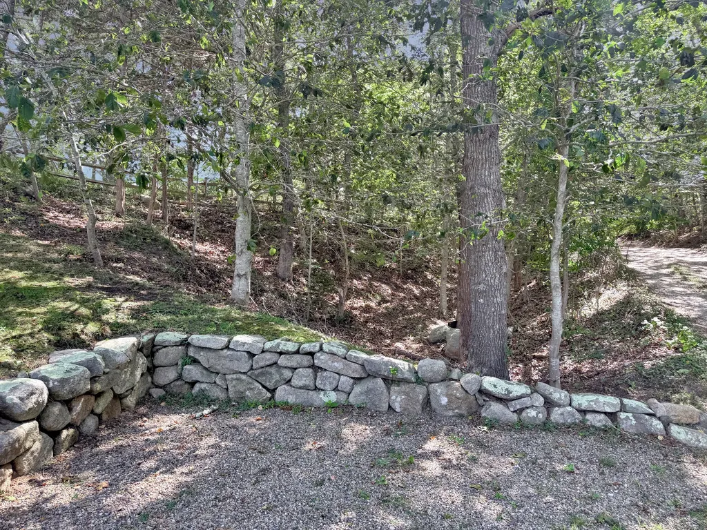 11 Ephriam Allen Road West Tisbury MA 02575