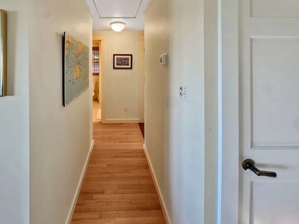 11 Ephriam Allen Road West Tisbury MA 02575