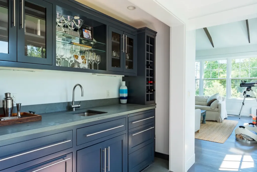 65 Carls Way West Tisbury MA 02575