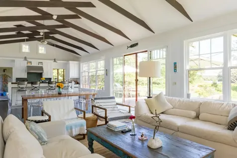 65 Carls Way West Tisbury MA 02575
