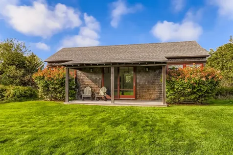 65 Carls Way West Tisbury MA 02575