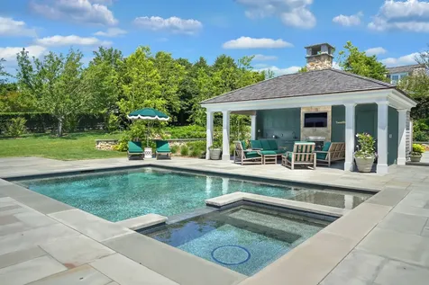 3 Field Club Lane Edgartown MA 02539