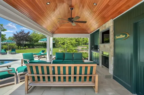 3 Field Club Lane Edgartown MA 02539