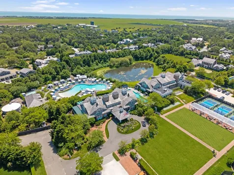 3 Field Club Lane Edgartown MA 02539