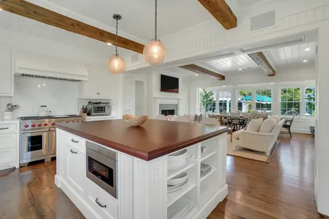 3 Field Club Lane Edgartown MA 02539